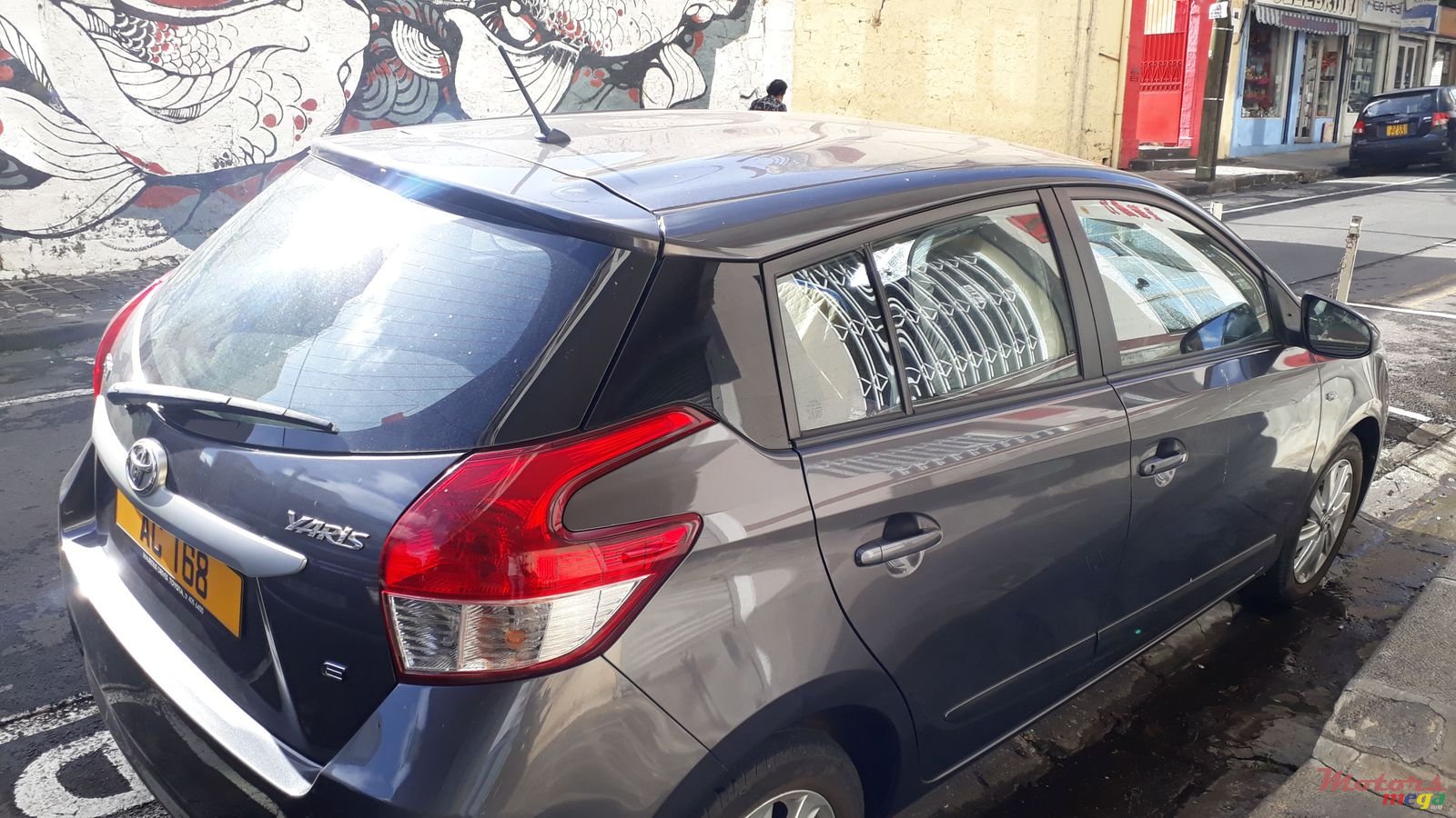 2016' Toyota Yaris photo #1