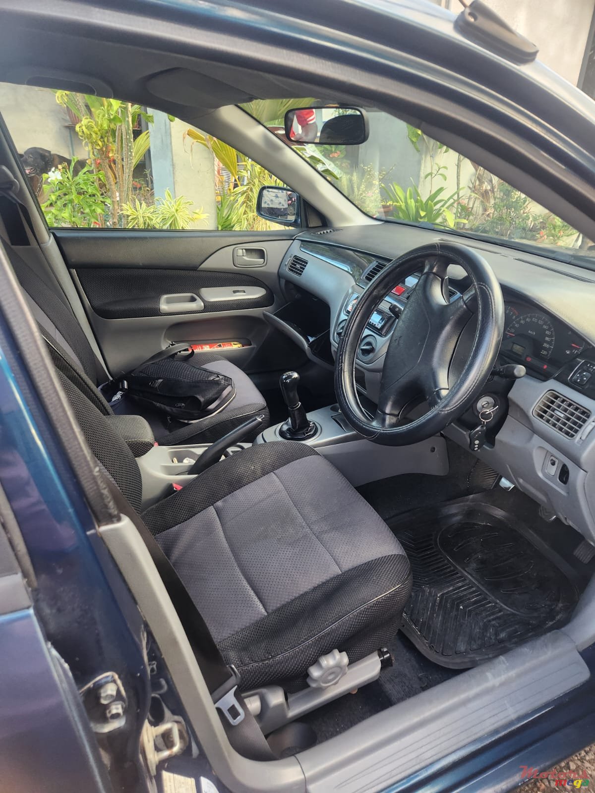 2007' Mitsubishi Lancer GLX photo #1