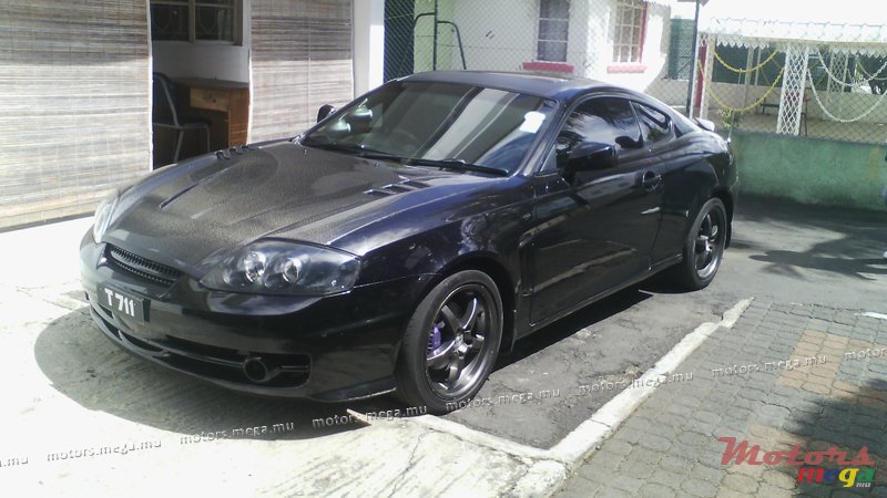 2004' Hyundai photo #6