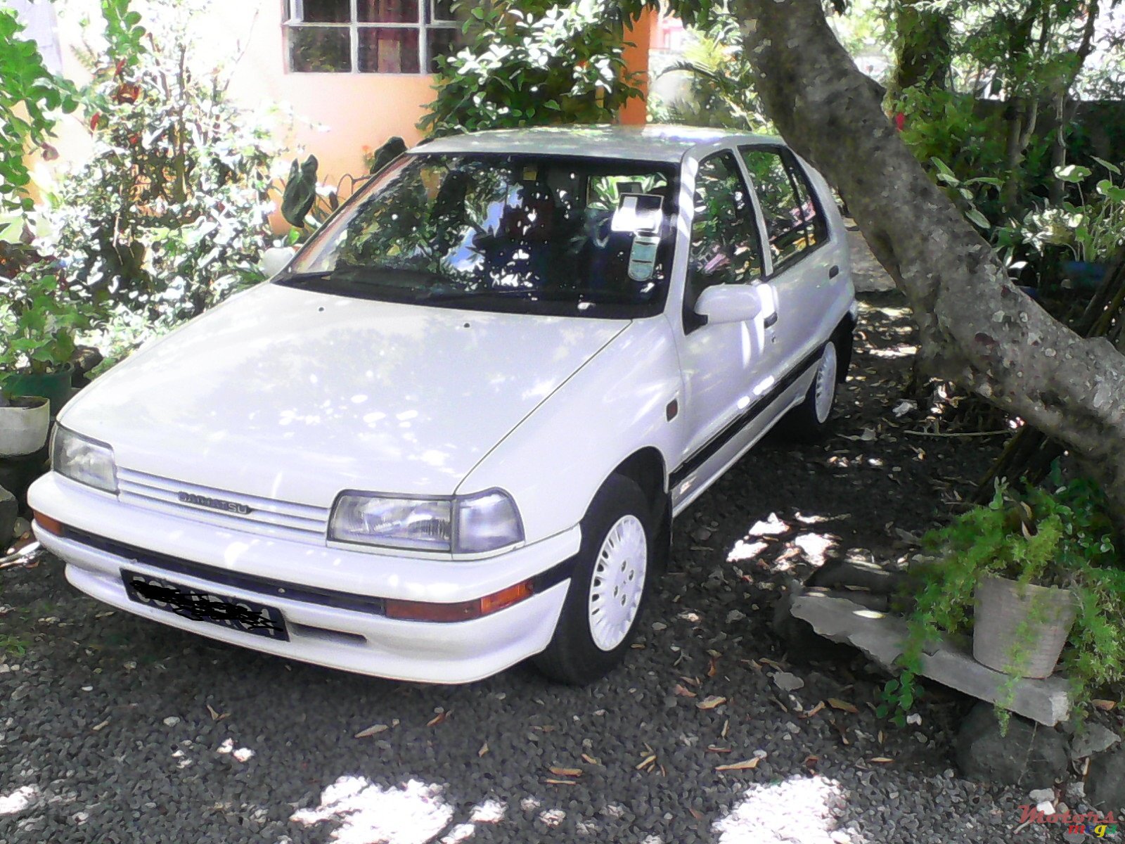 1994' Daihatsu Charade photo #1