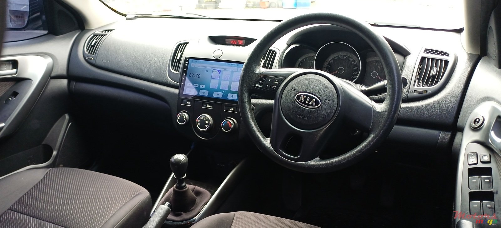 2012' Kia Cerato photo #5