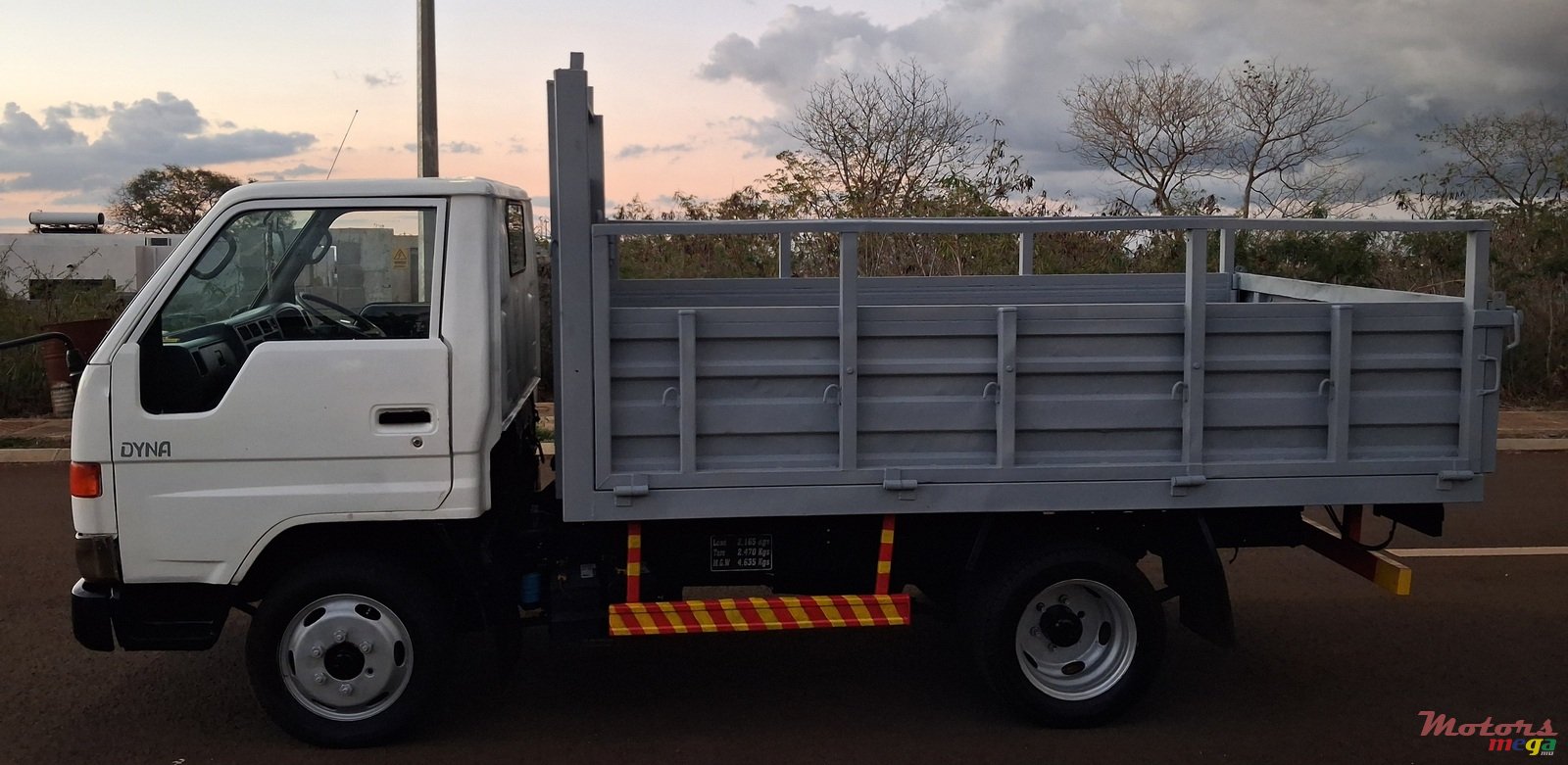 1999' Toyota Dyna photo #5