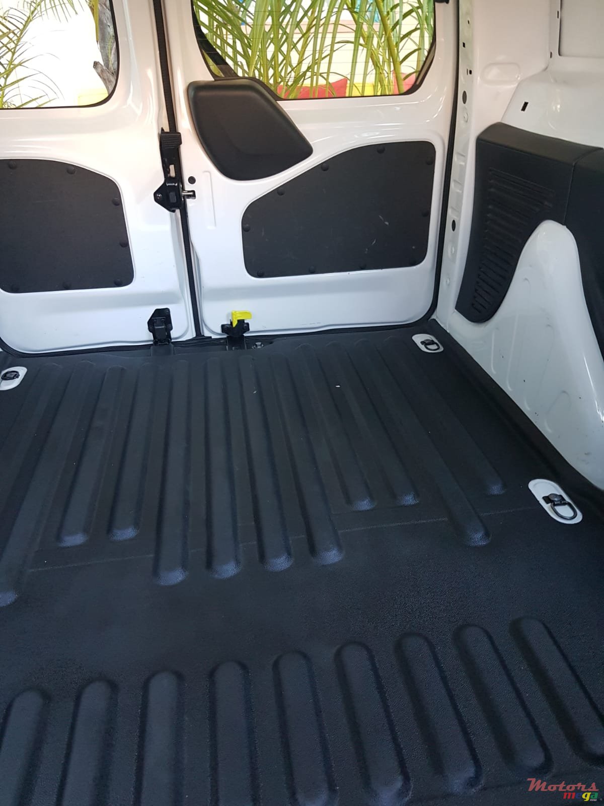 2018' Citroen Berlingo photo #2