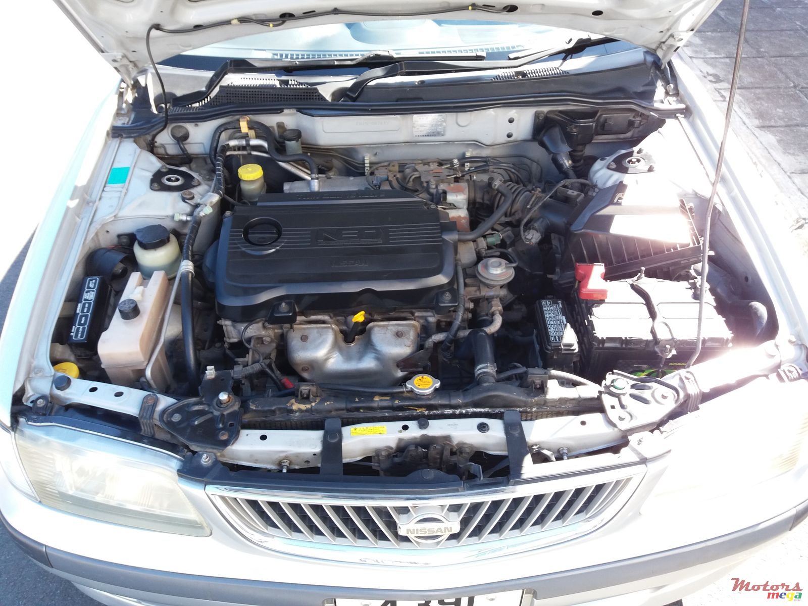 2000' Nissan photo #5