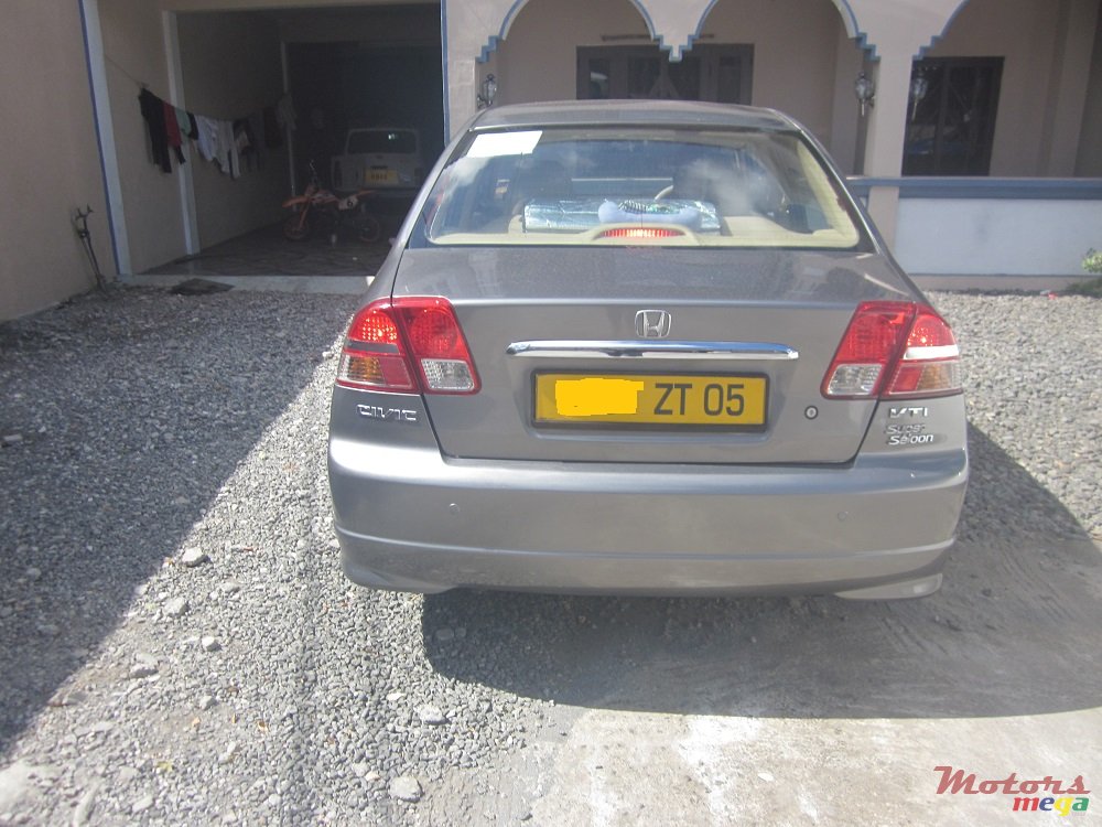 2005' Honda Civic VTI photo #4
