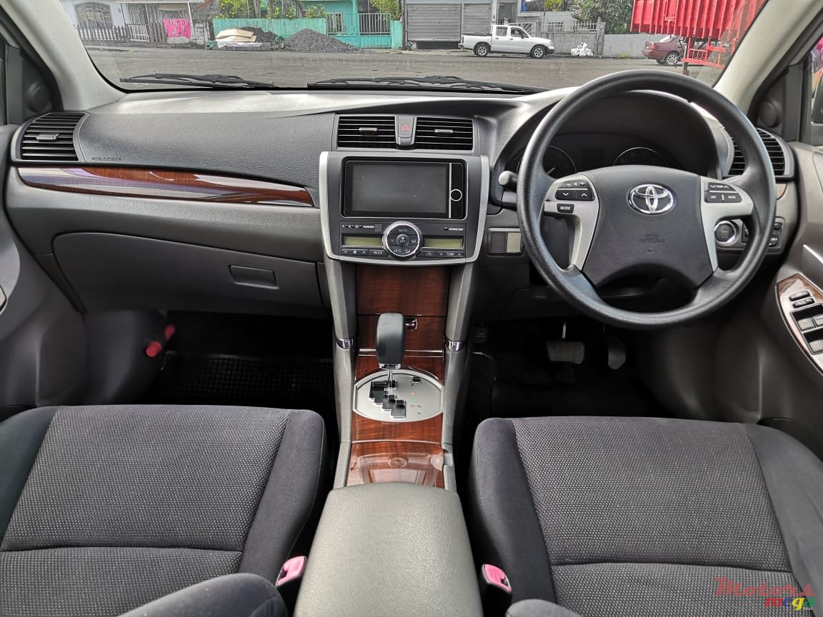2013' Toyota Allion A15 1500cc photo #2