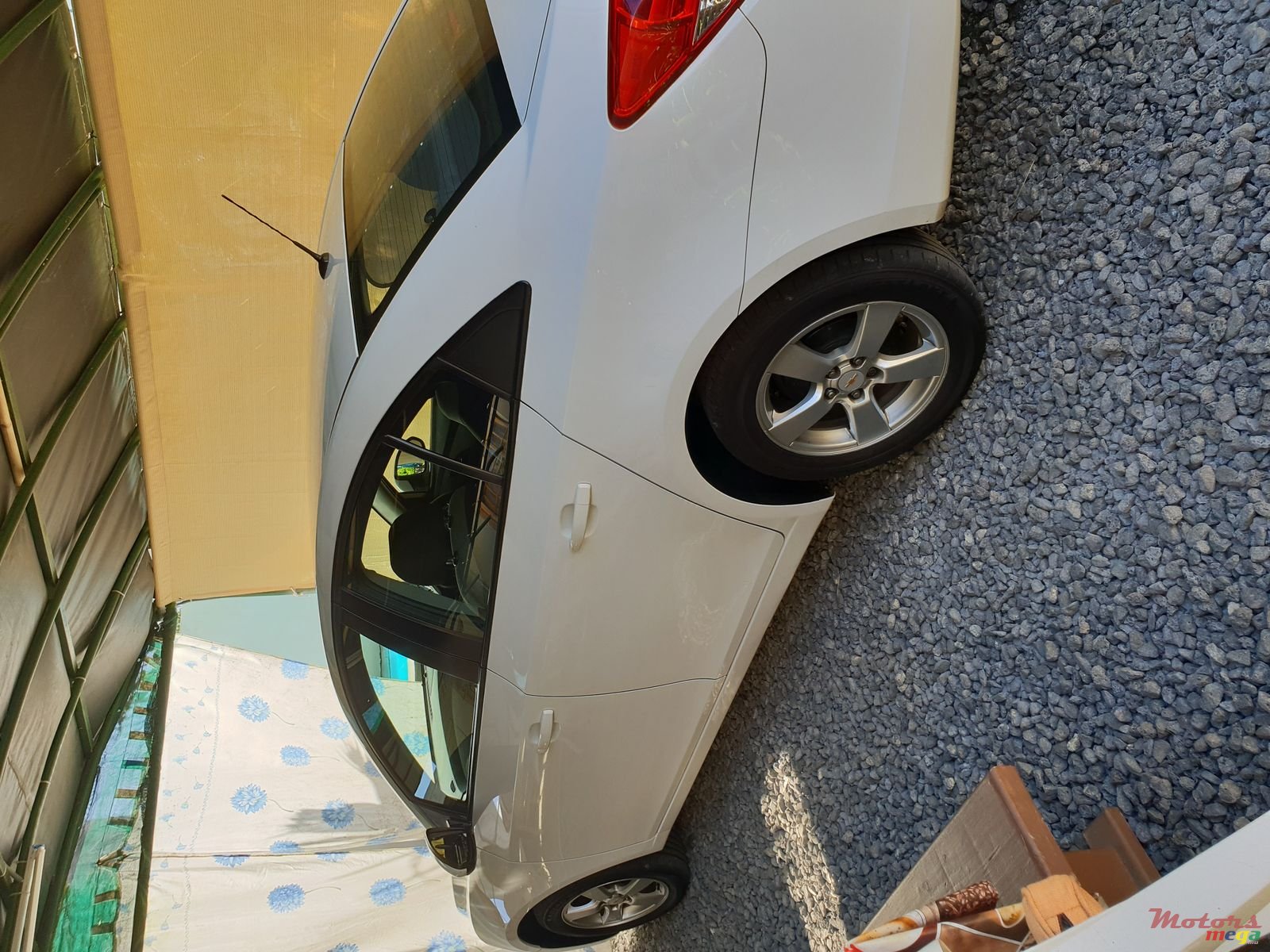 2012' Chevrolet Cruze photo #2