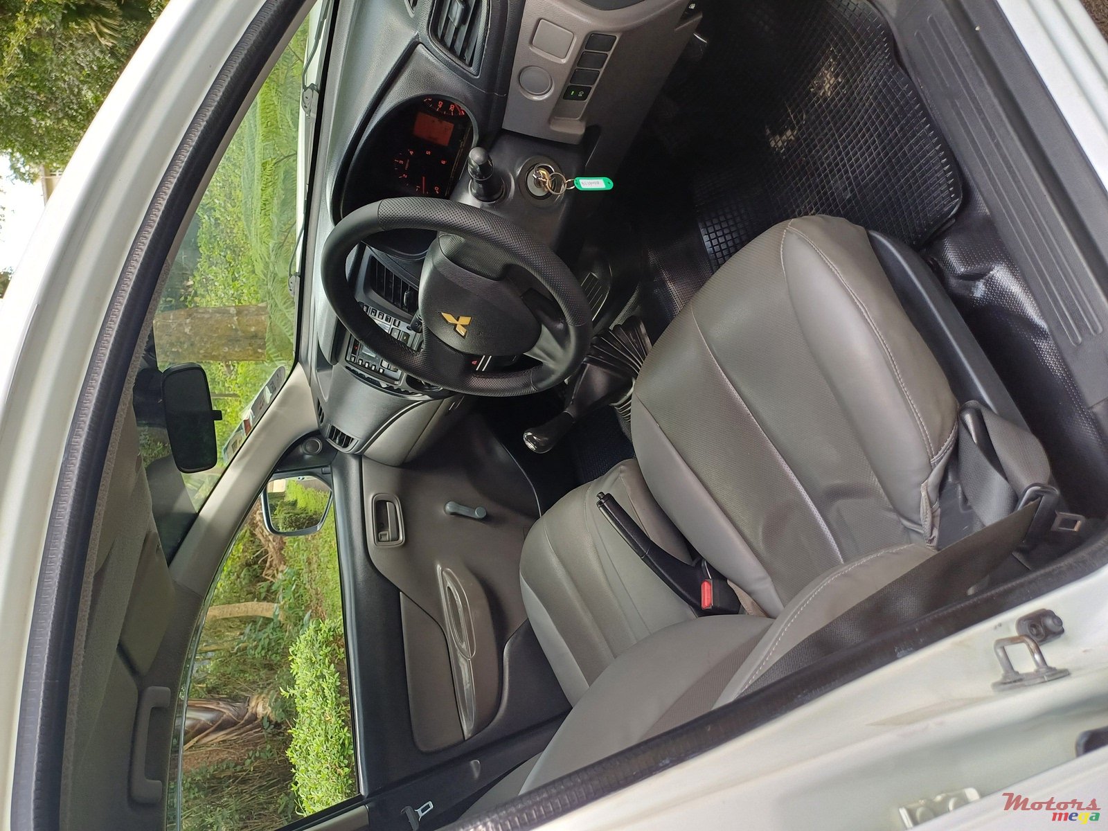 2018' Mitsubishi L 200 SPORTERO photo #5
