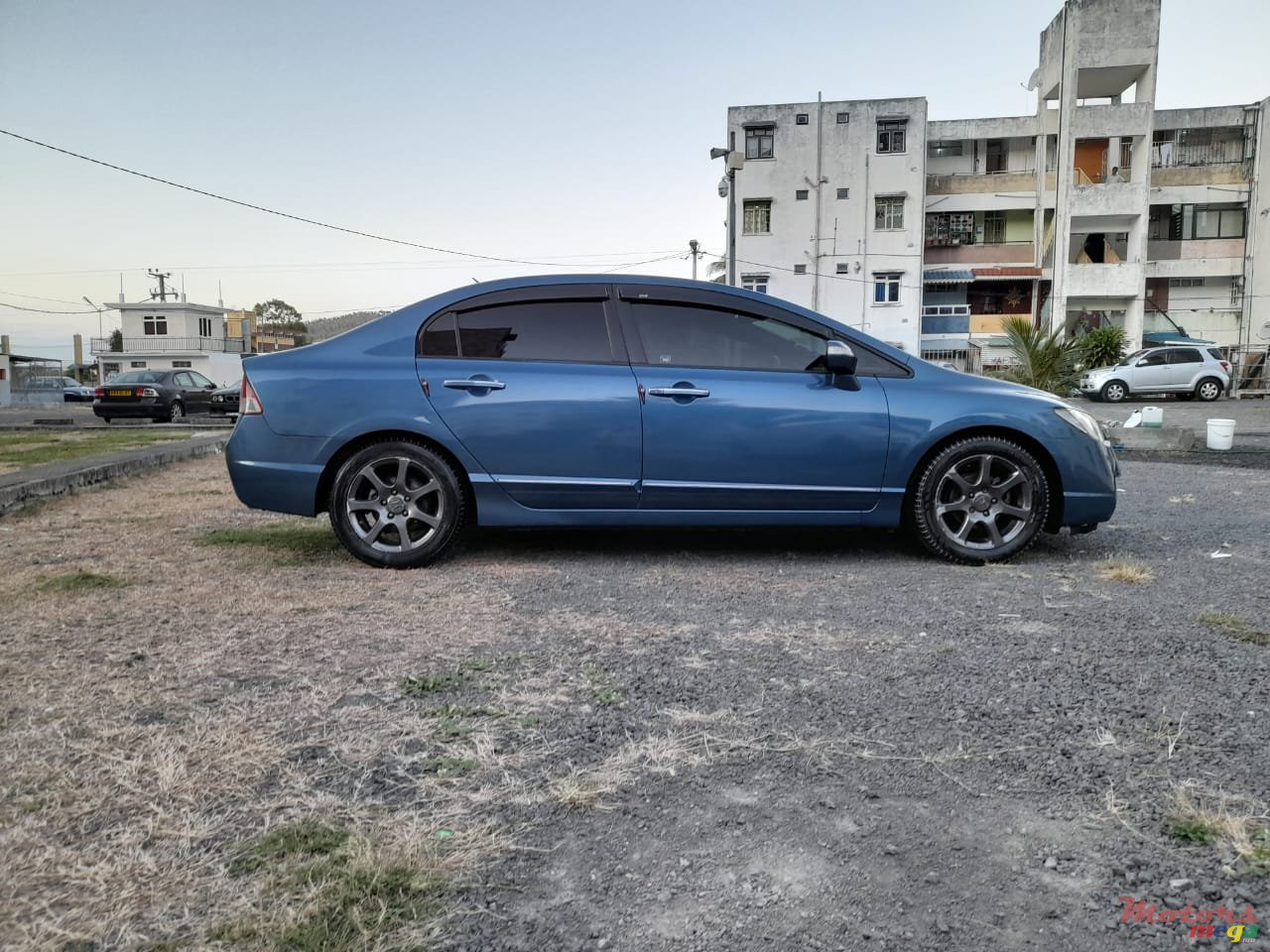 2008' Honda Civic Hybrid photo #5