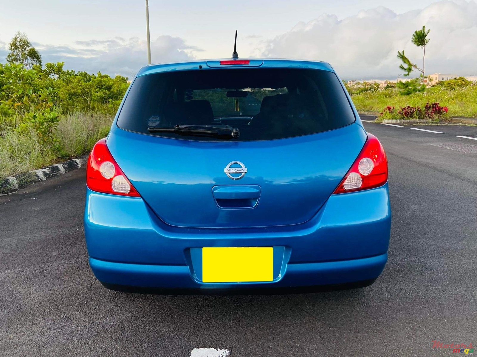 2005' Nissan Tiida photo #6