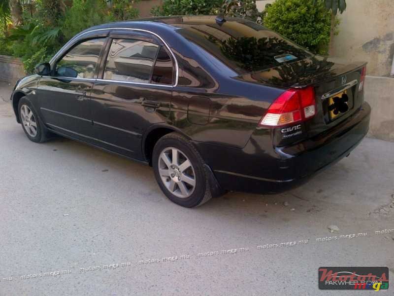 2004' Honda photo #1