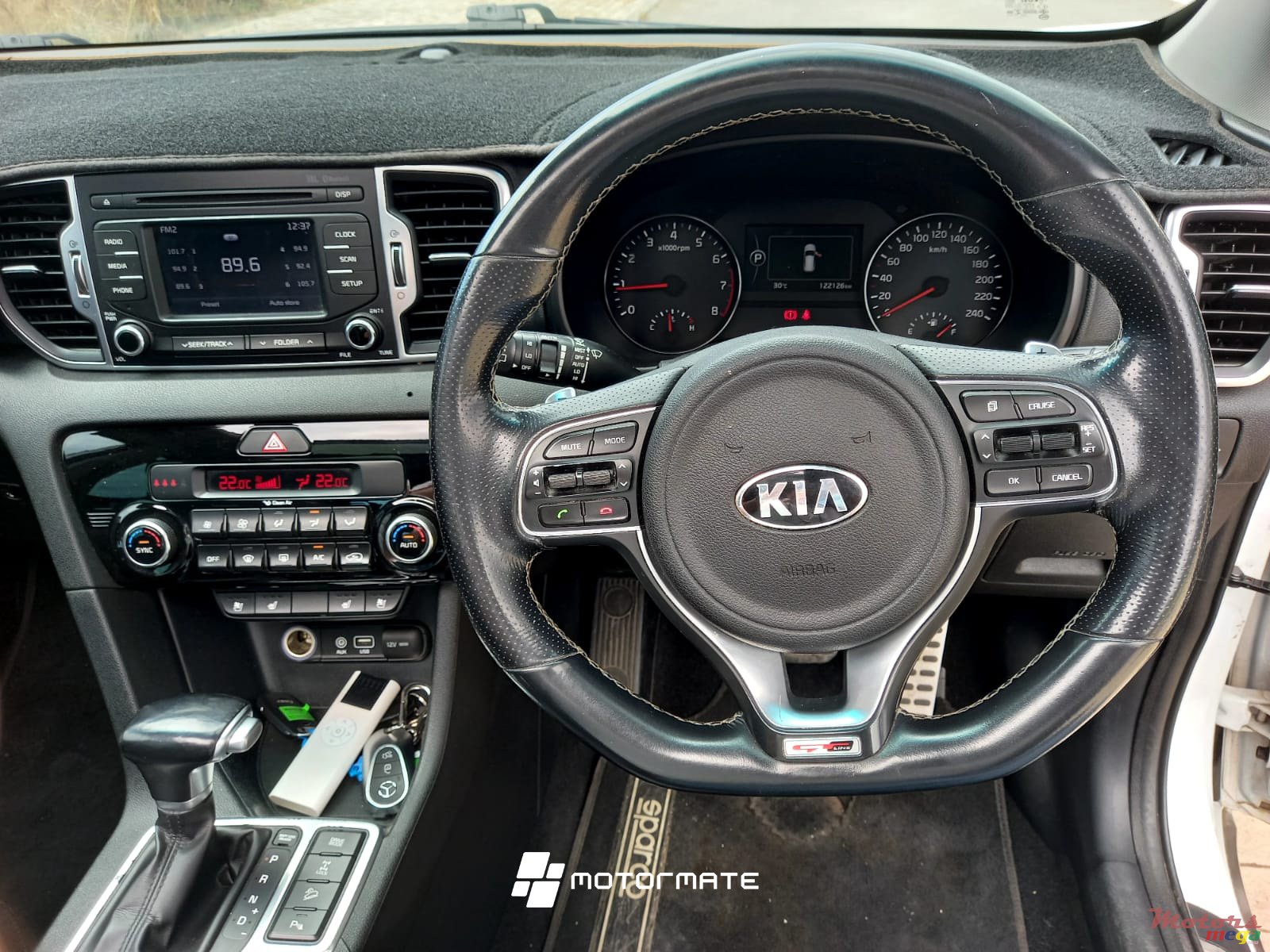 2017' Kia Sportage GT LINE photo #6