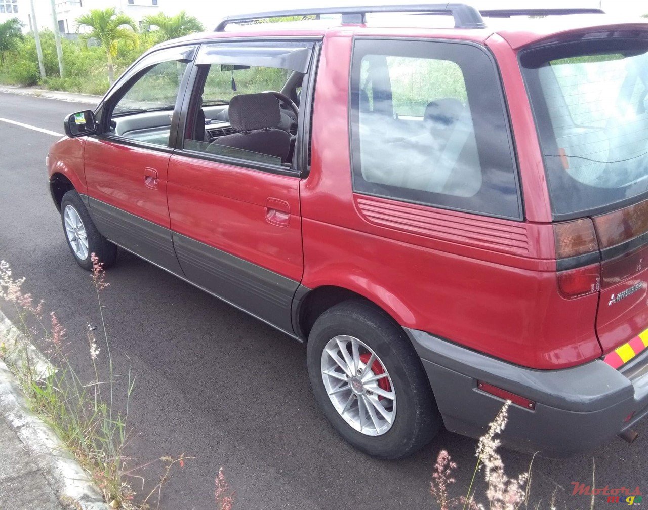 1995' Mitsubishi photo #5