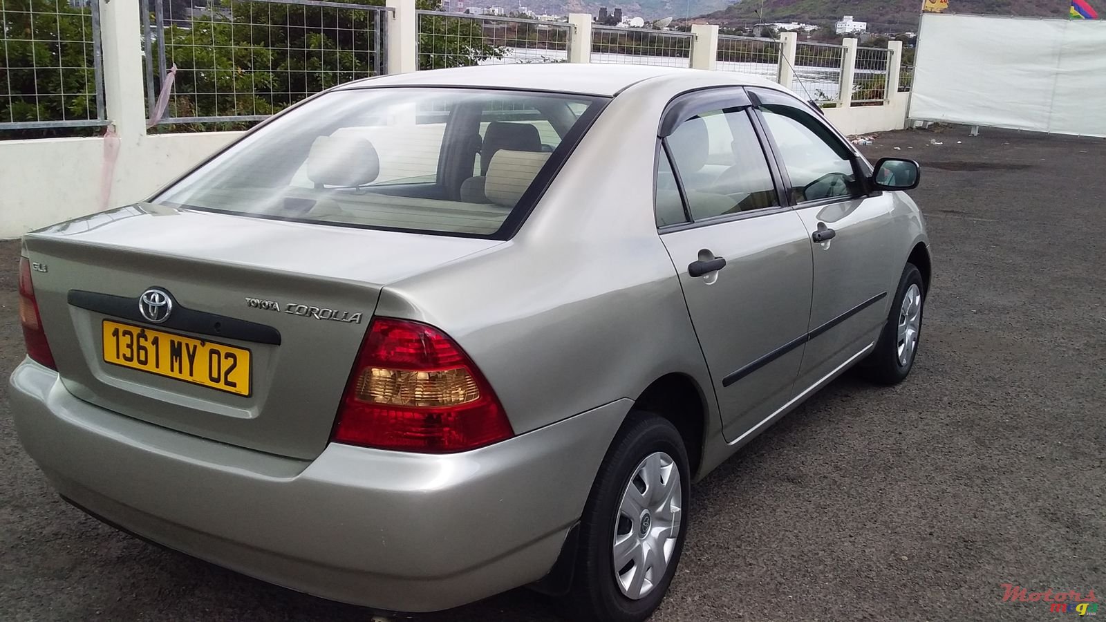 2002' Toyota Corolla photo #1