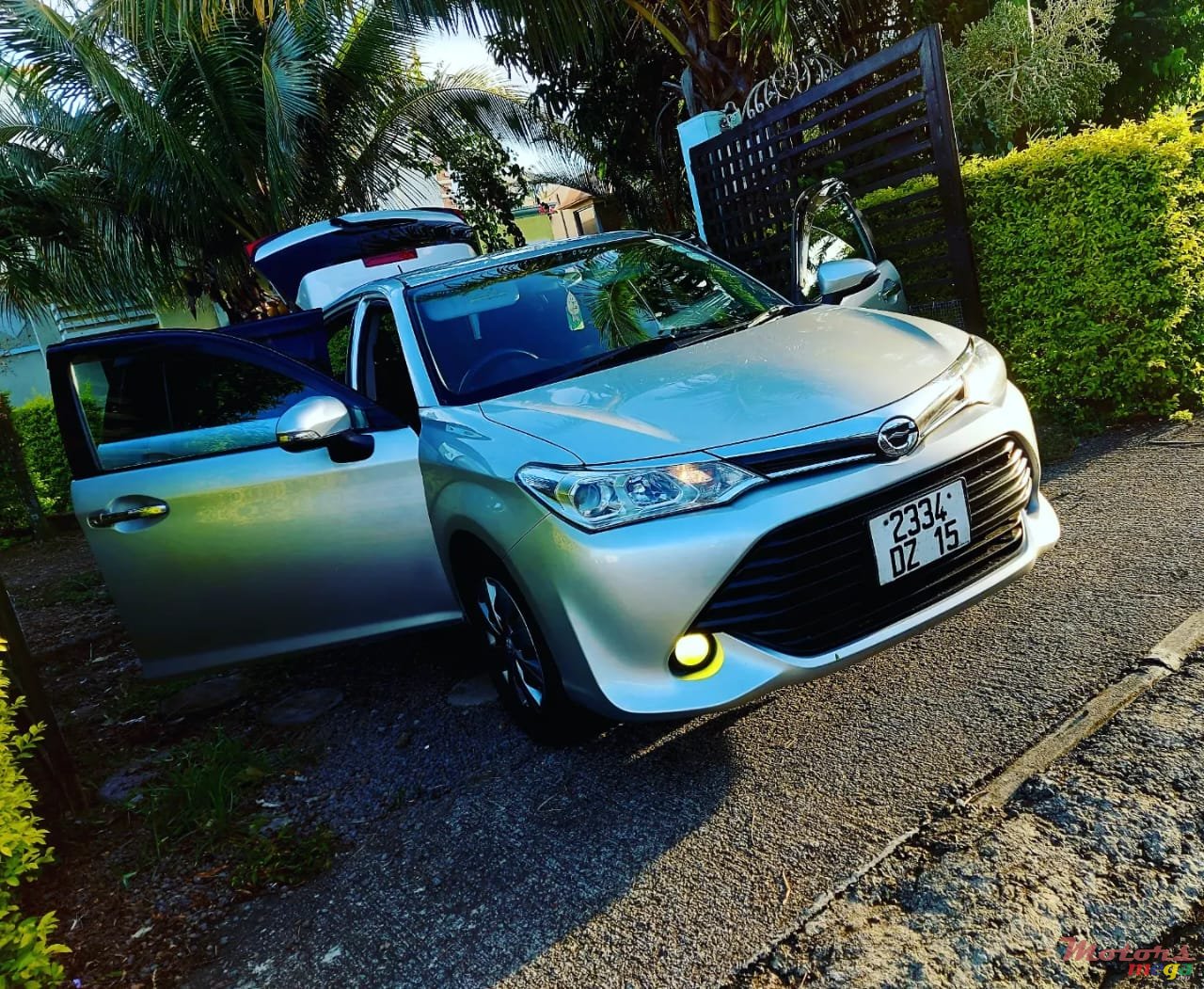 2015' Toyota Axio photo #5