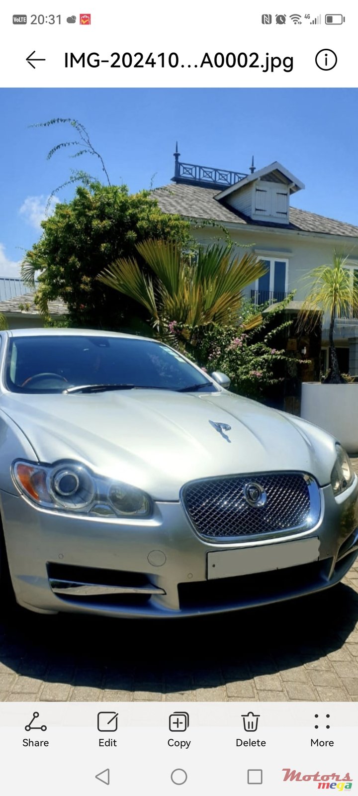 2011' Jaguar XF photo #4