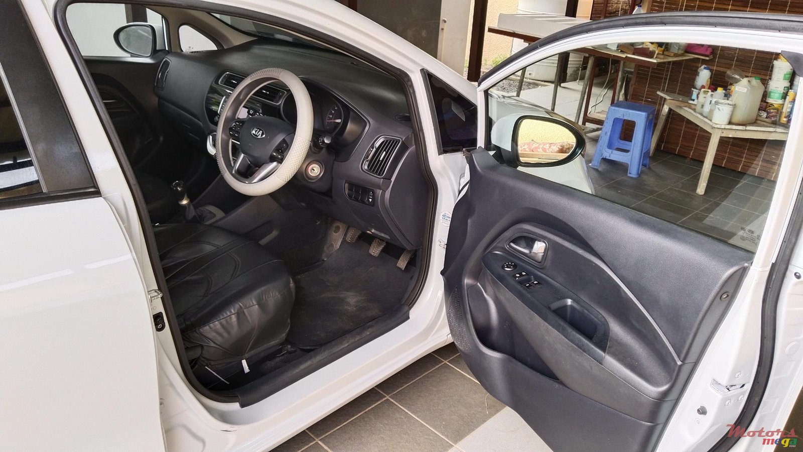 2016' Kia Rio photo #6