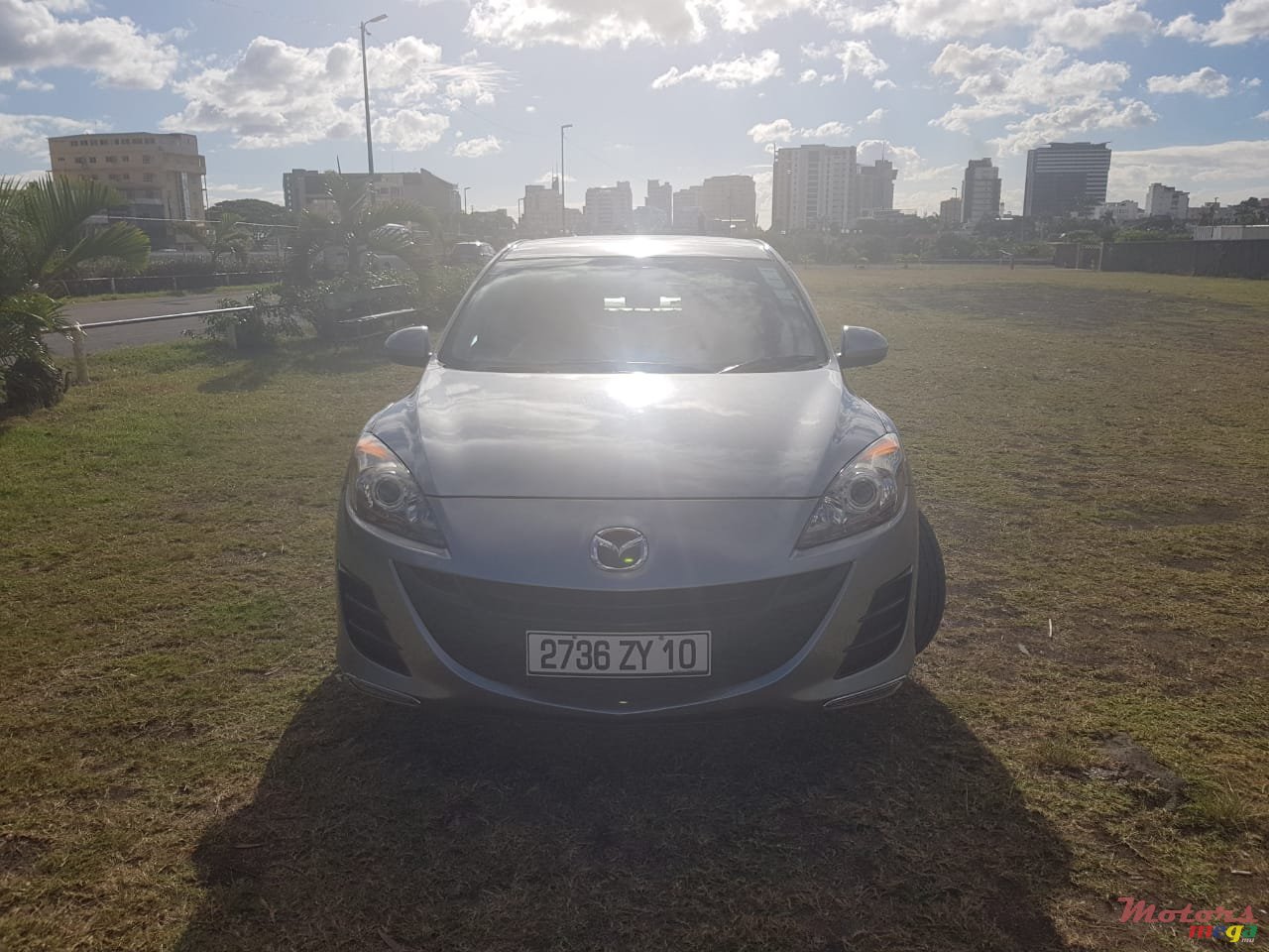 2010' Mazda 3 Axela photo #5