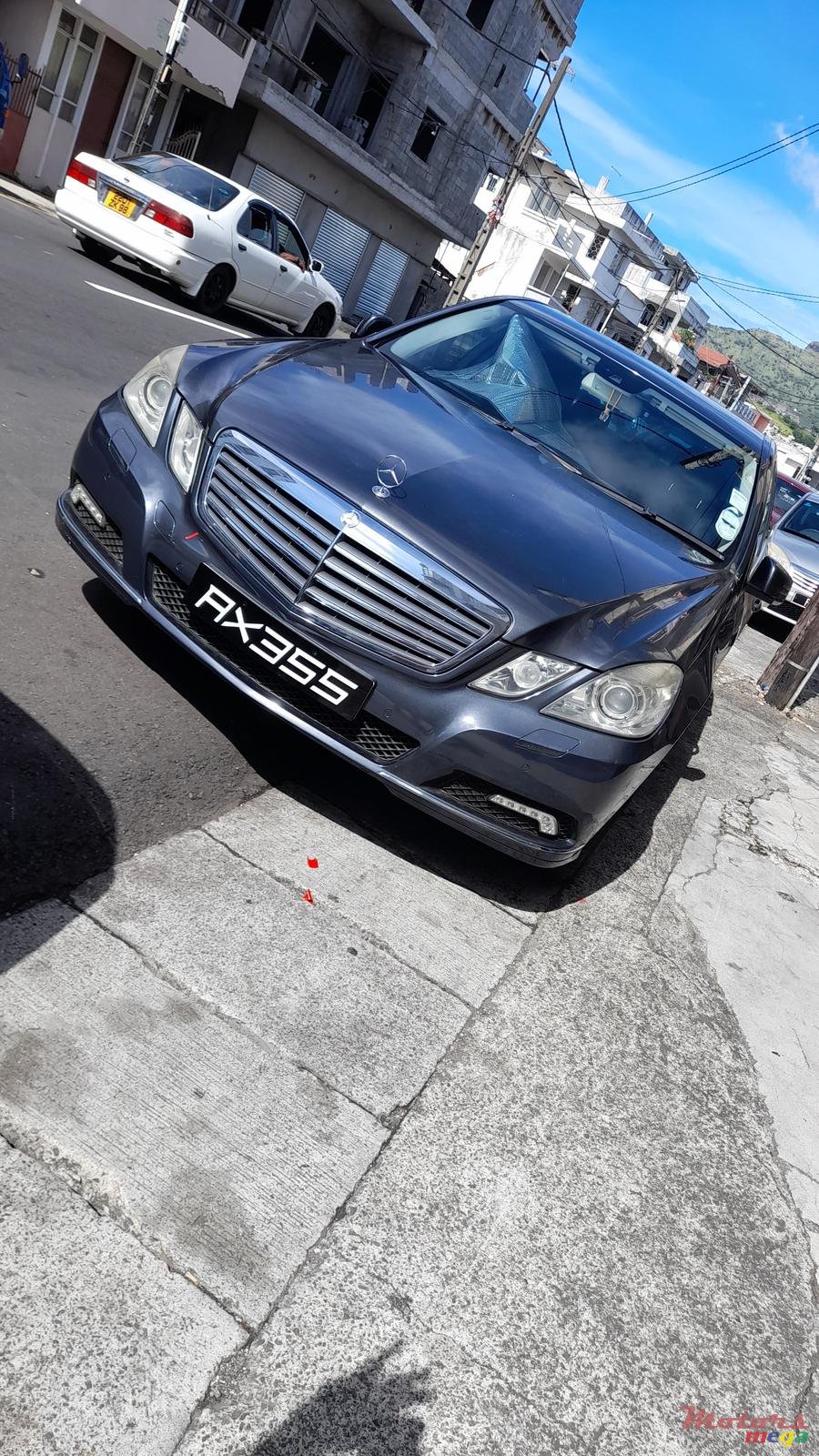 2009' Mercedes-Benz E-Class e250 cgi photo #5