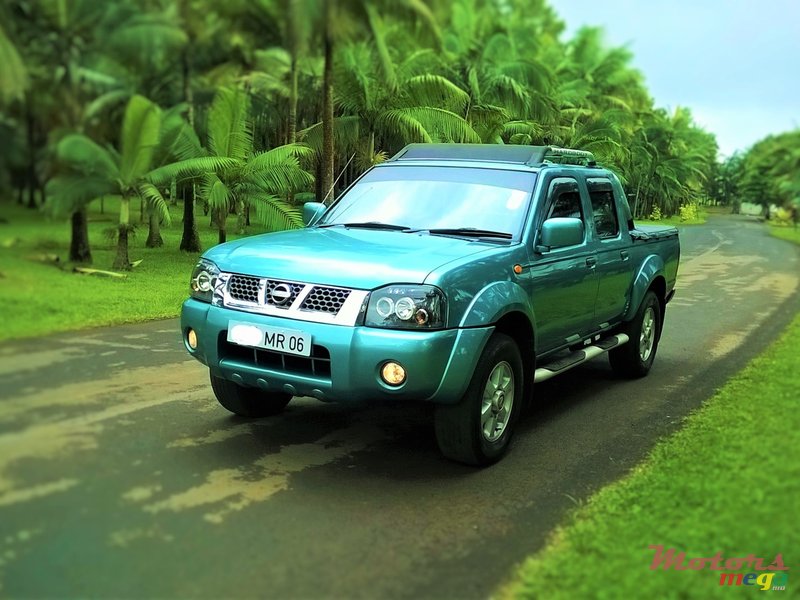 2006' Nissan Hardbody Predator 3.0 photo #1