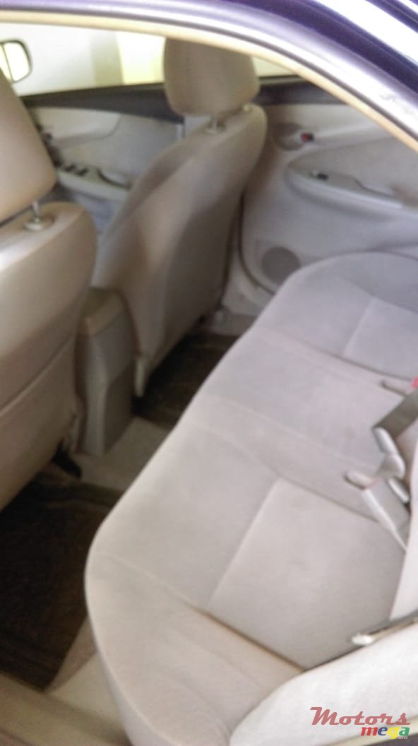 2009' Toyota Axio photo #6