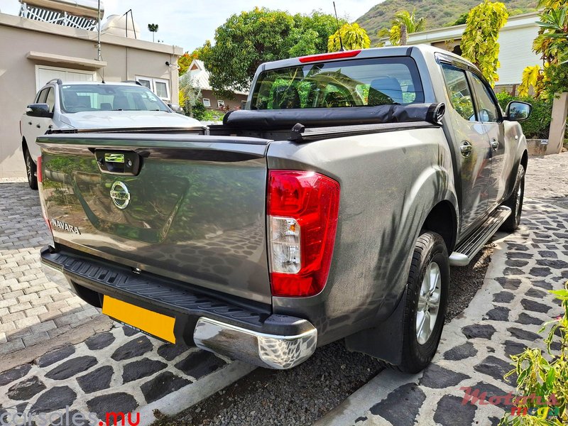 2019' Nissan Navara 2WD 2.5 photo #3