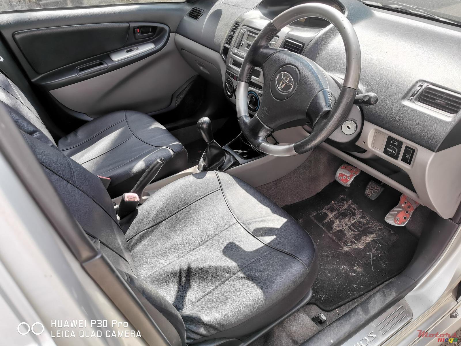 2004' Toyota Yaris no photo #3