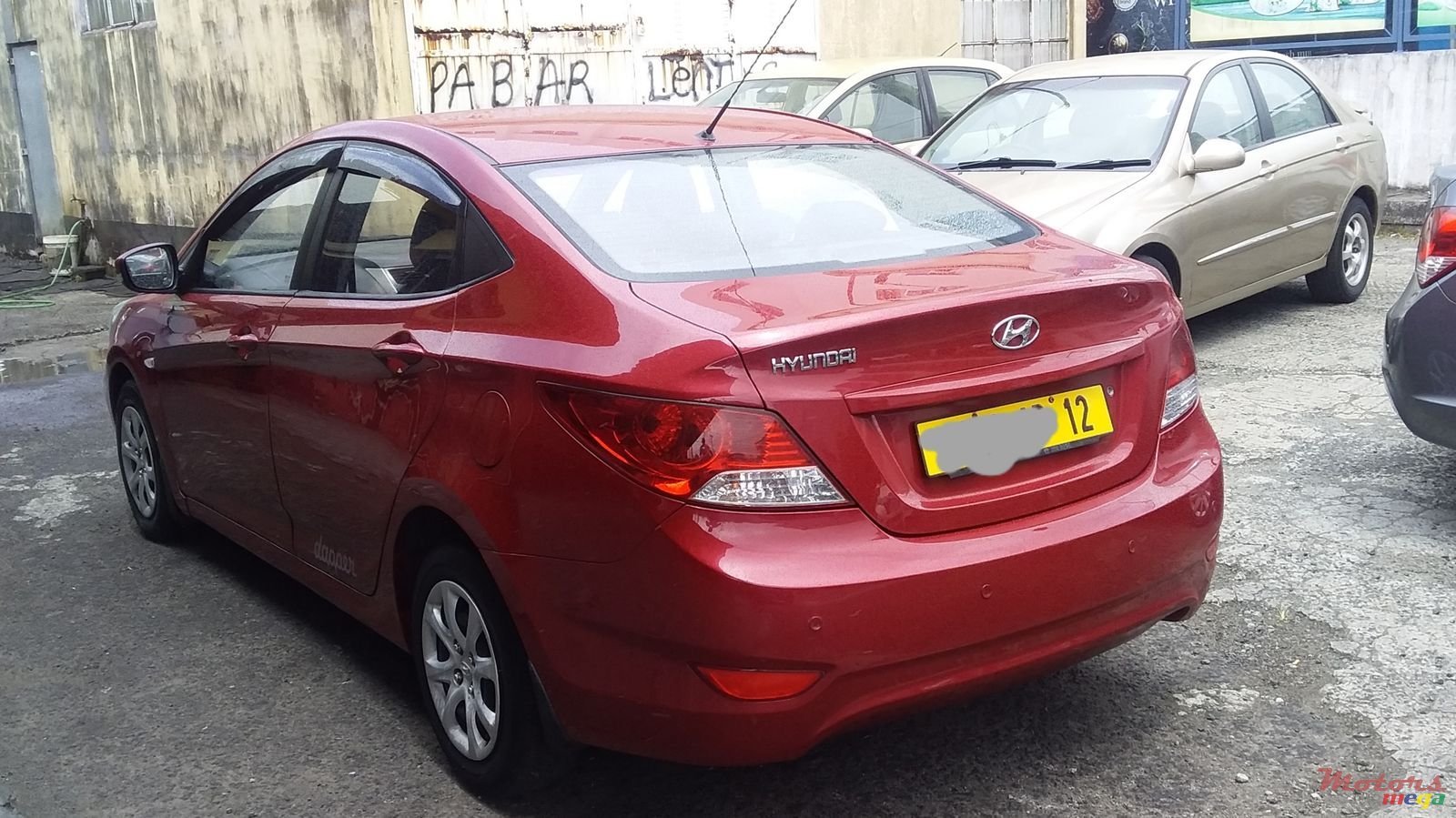 2012' Hyundai Accent photo #5