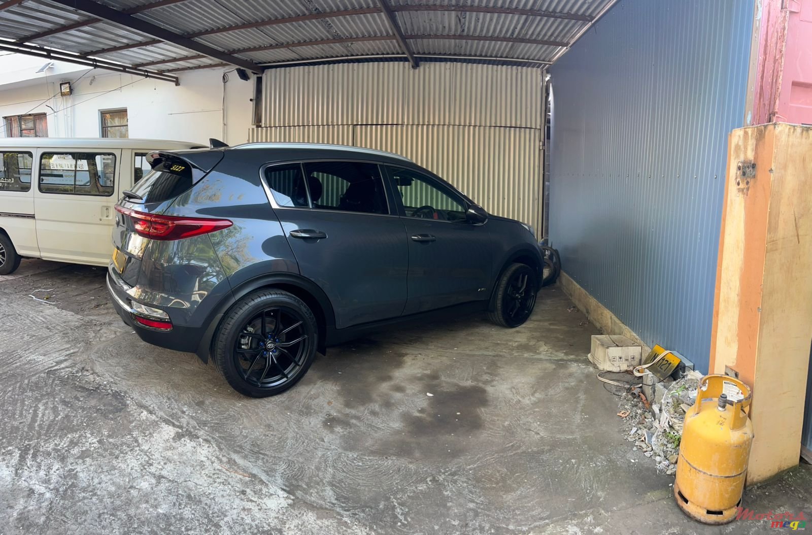 2021' Kia Sportage GT line photo #4