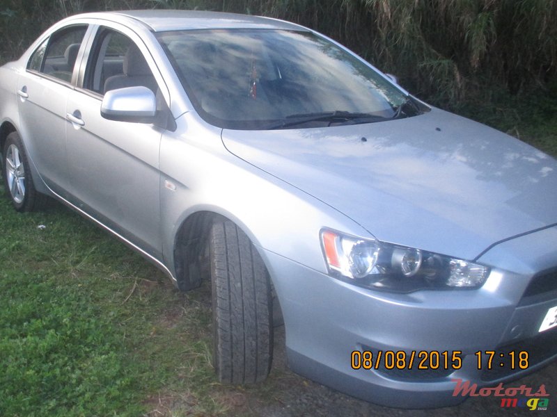 2008' Mitsubishi Lancer photo #3