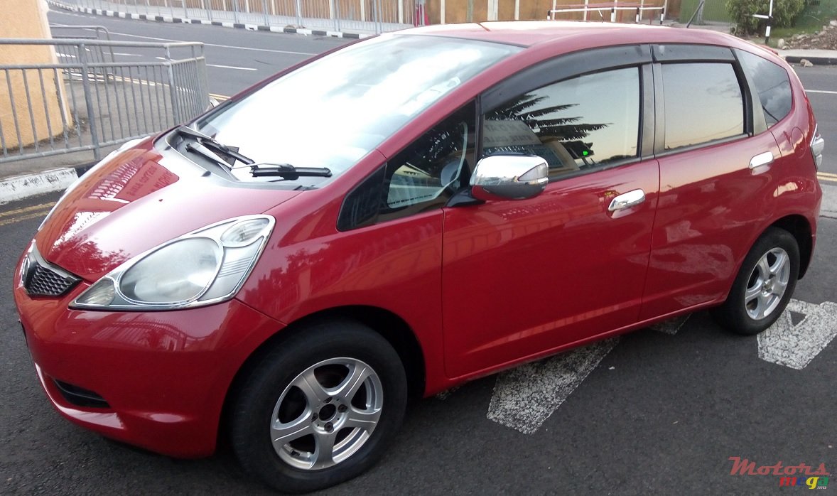 2008' Honda Fit photo #2