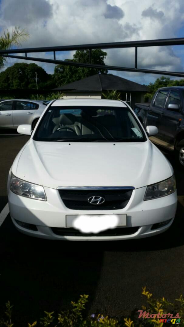 2008' Hyundai photo #1