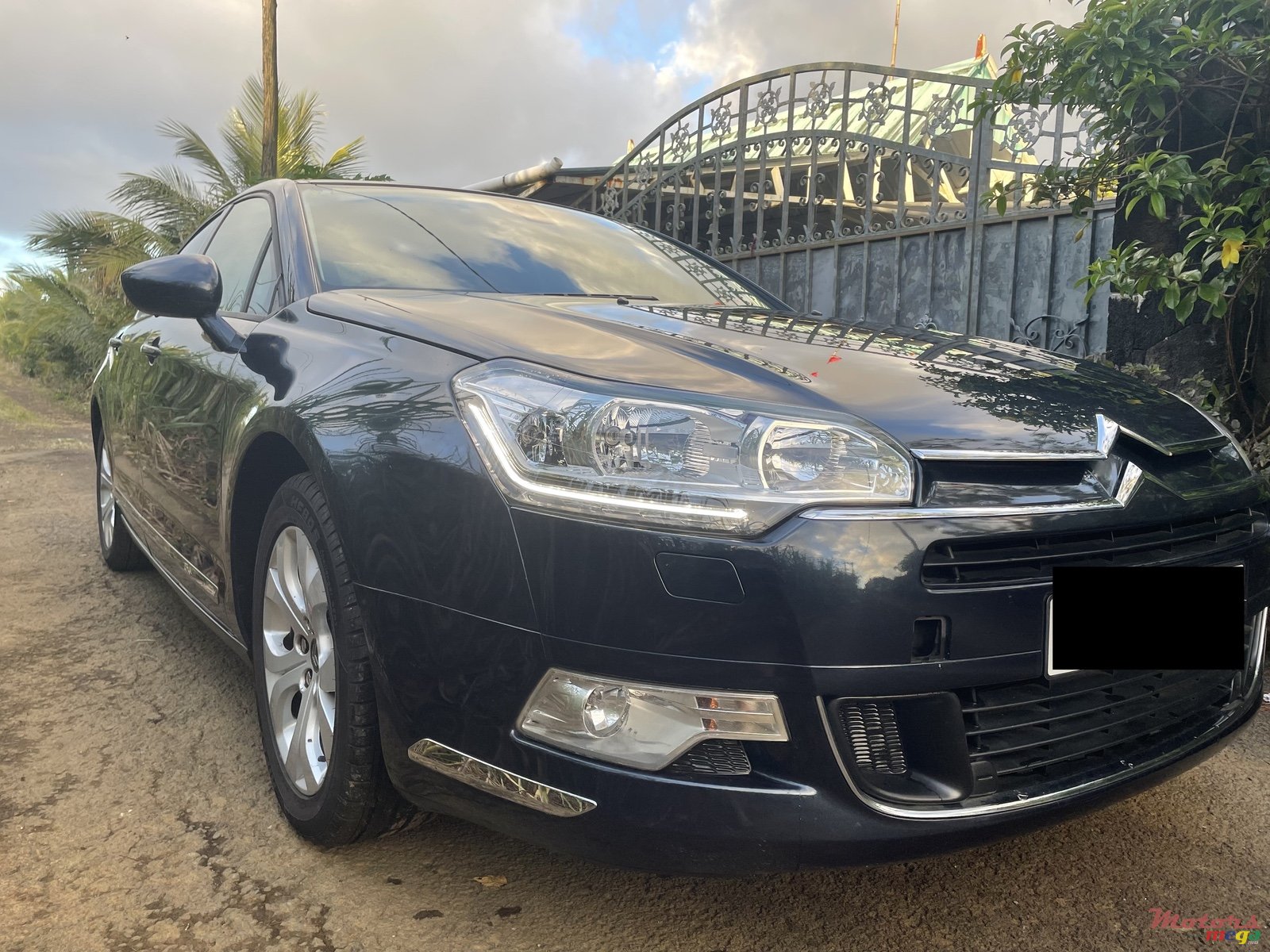 2012' Citroen C5 photo #2