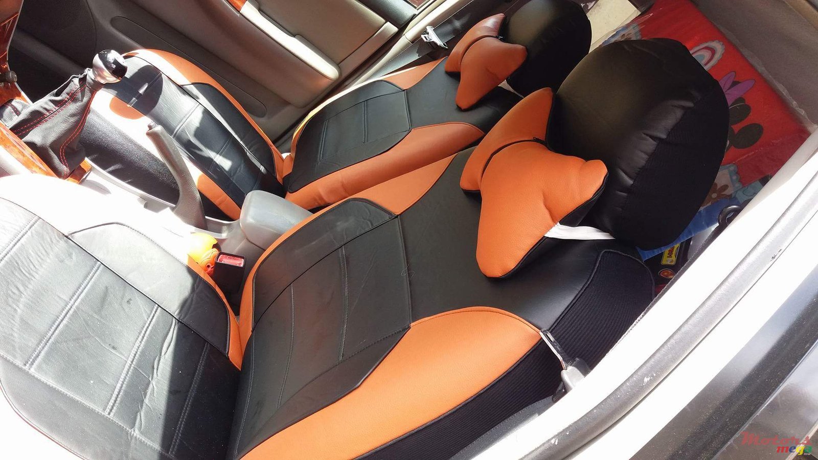 2001' Toyota Corolla photo #1