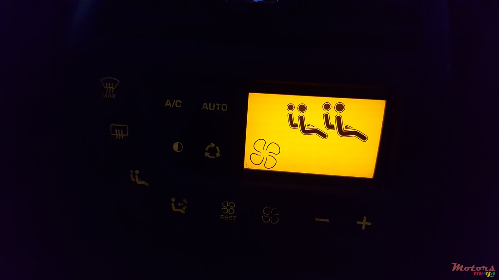 2008' Citroen C4 Picasso 1.6 HDI 110 BMP6 photo #6