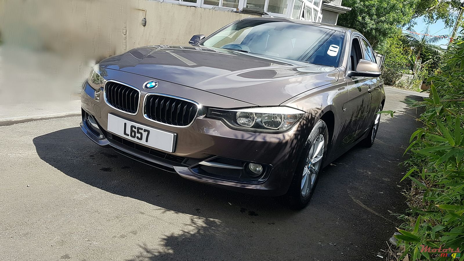 2014' BMW 320 Automatic photo #3