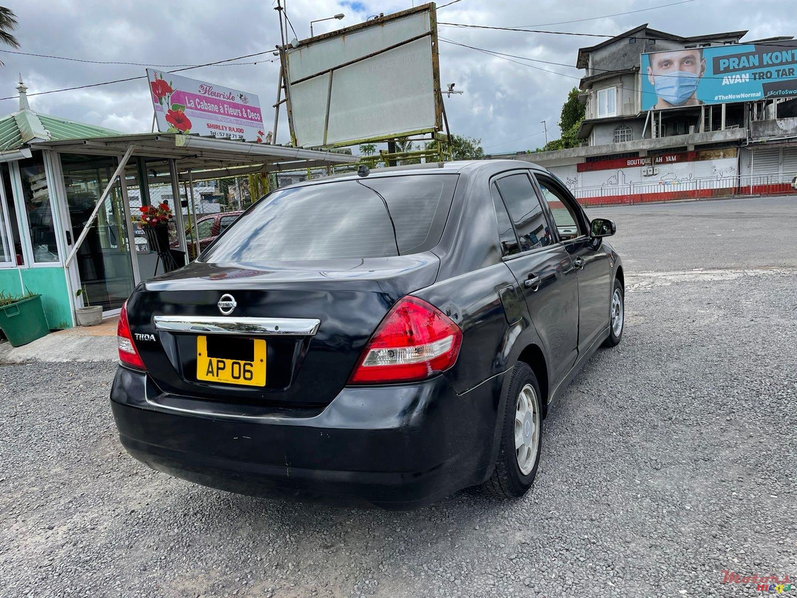 2006' Nissan Tiida photo #6