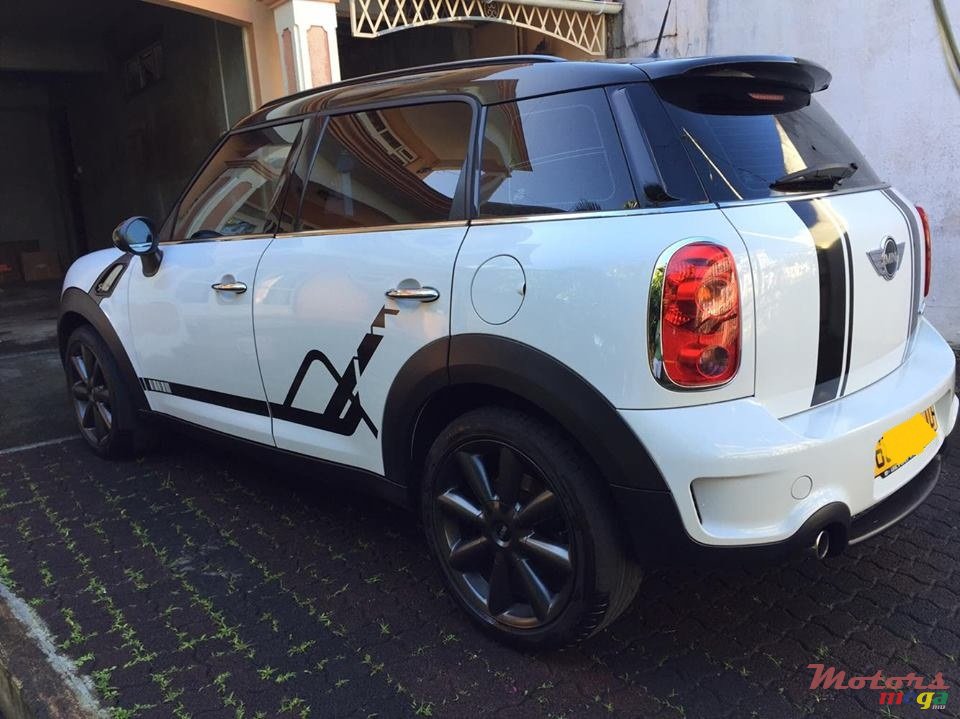 2010' MINI Cooper Countryman S Twin Power Turbo photo #2