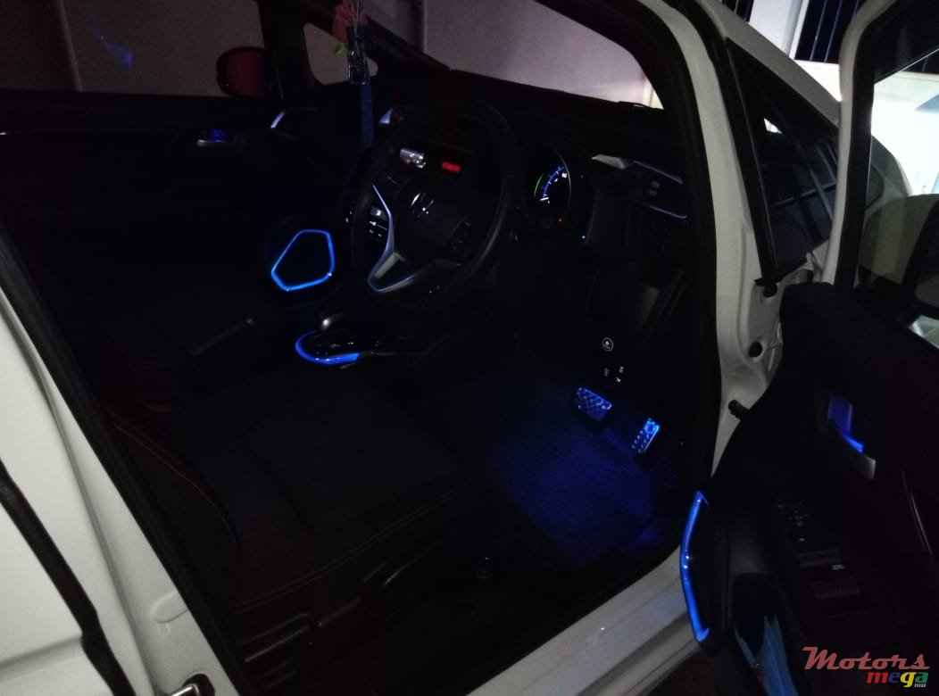 2015' Honda Fit 1499 photo #3