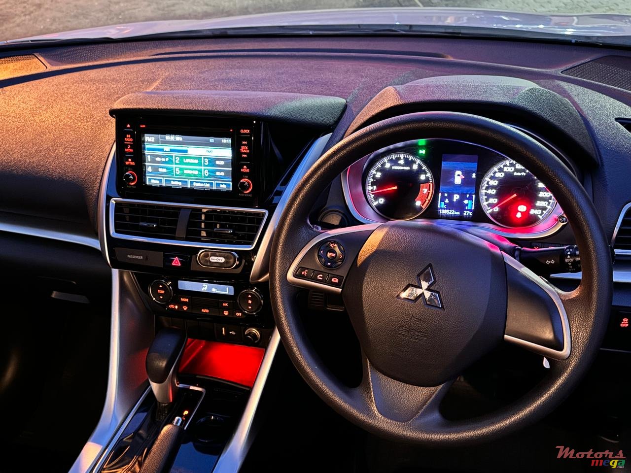 2018' Mitsubishi Eclipse Cross photo #4