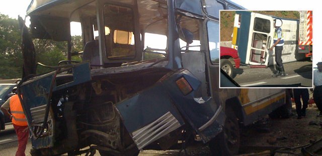 Pont Colville-Deverell : Vingt Blessés Dans un Accident Spectaculaire d’un Autobus de la CNT