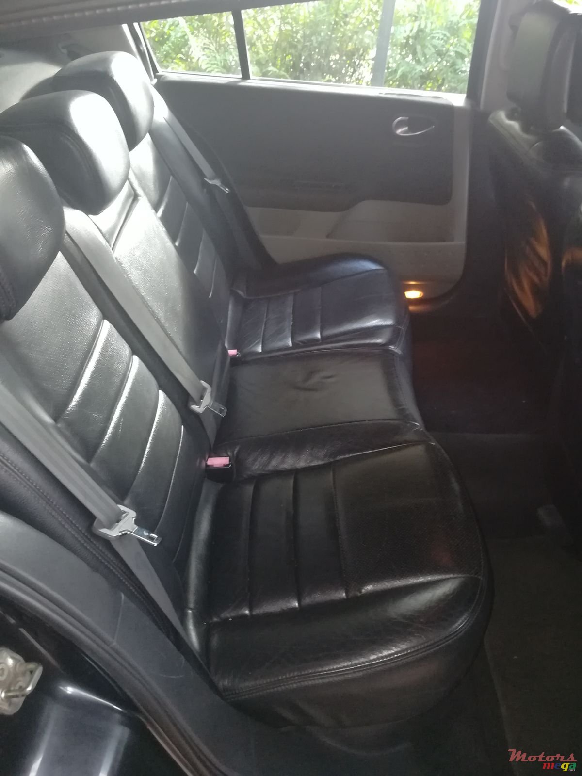 2004' Renault Megane photo #2