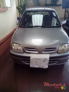 2000' Nissan photo #1