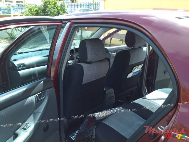 2005' Toyota photo #6