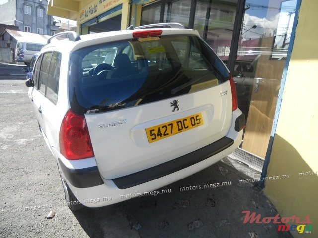 2005' Peugeot 307 photo #3