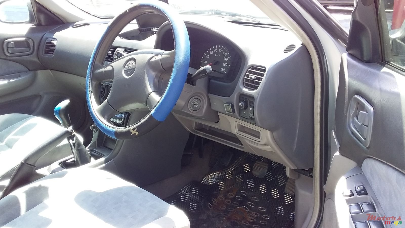 1999' Nissan Sunny B15 photo #3