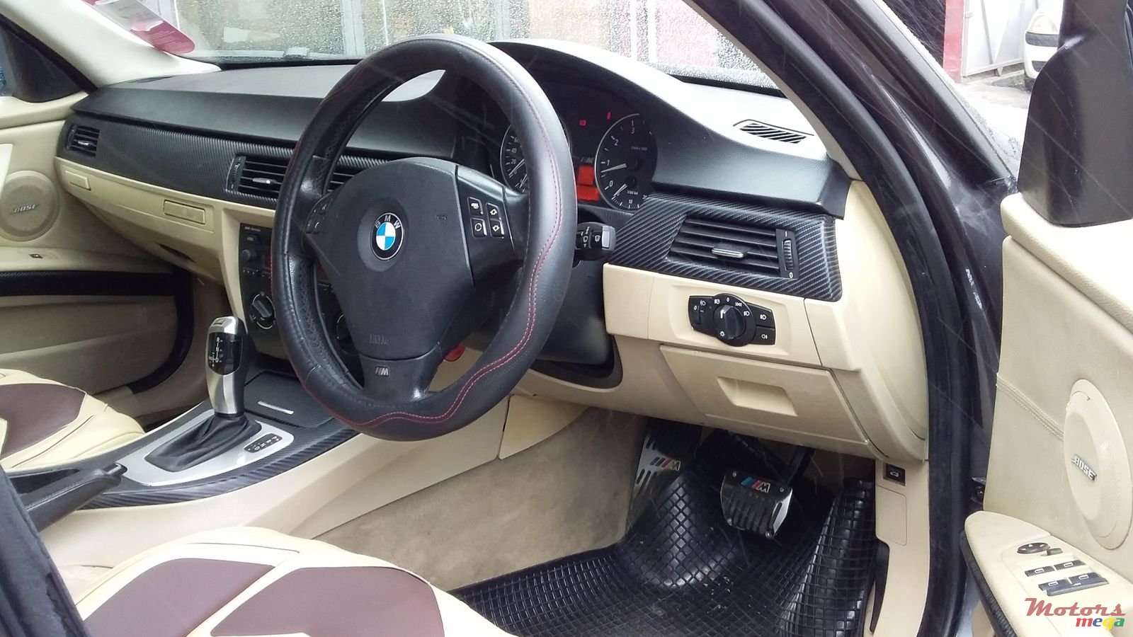 2005' BMW 3 Series 320i photo #3