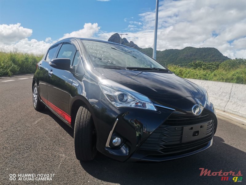 2019' Toyota Vitz photo #1