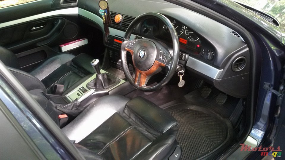 2002' BMW 525 photo #3