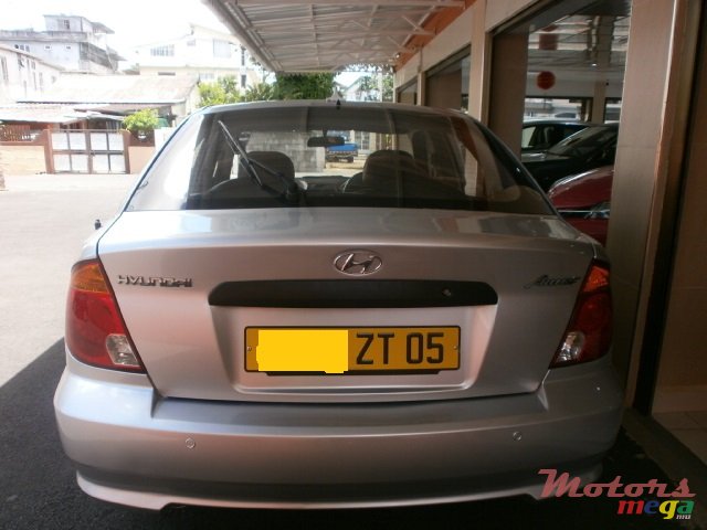 2005' Hyundai Accent photo #6